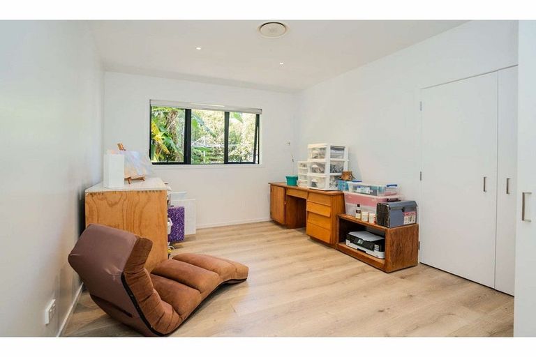 Photo of property in 15 Mandeno Drive, Kerikeri, 0230