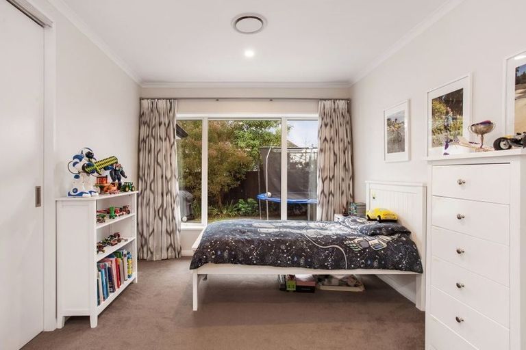 Photo of property in 154 Hamilton Avenue, Ilam, Christchurch, 8041