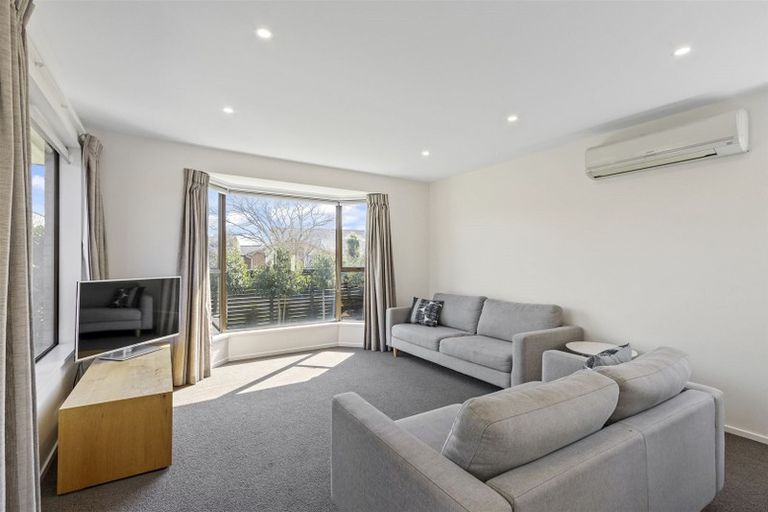 Photo of property in 20 Lowry Avenue, Redwood, Christchurch, 8051