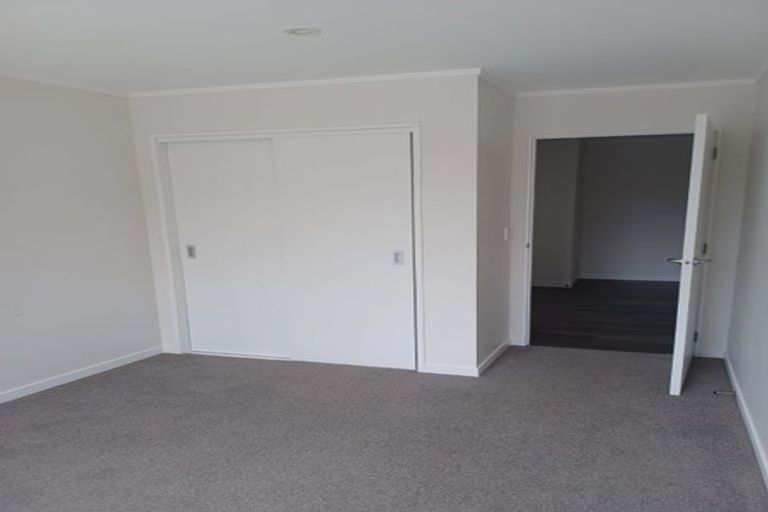 Photo of property in 3a Lesa Annis Place, Henderson, Auckland, 0612