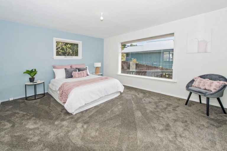 Photo of property in 11 Flinders Road, Heathcote Valley, Christchurch, 8022