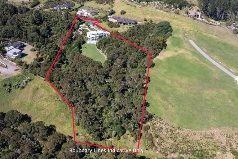 Photo of property in 824 Redoubt Road, Flat Bush, Auckland, 2019