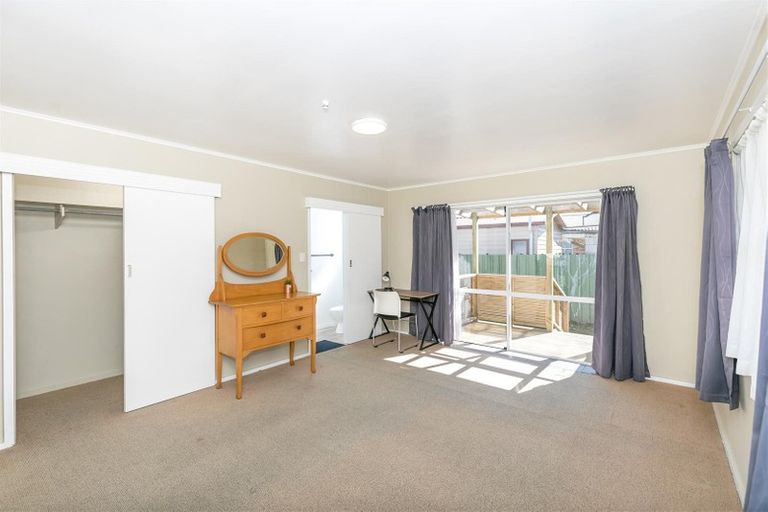 Photo of property in 6 Littler Place, Hamilton East, Hamilton, 3216