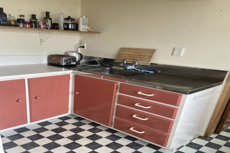 Photo of property in 9 Lerwick Terrace, Melrose, Wellington, 6023