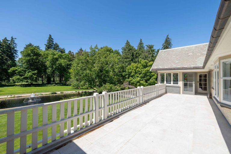 Photo of property in Racecourse Hill Homestead, 3979 West Coast Road, Darfield, 7571