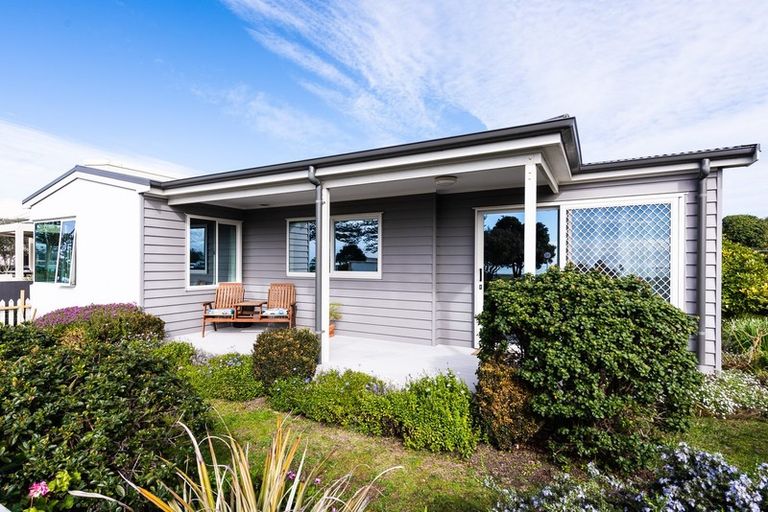 Photo of property in 16 Ferguson Avenue, Westshore, Napier, 4110