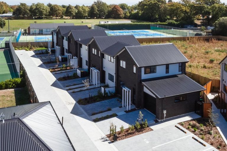 Photo of property in 30/180 Marine Parade, New Brighton, Christchurch, 8083