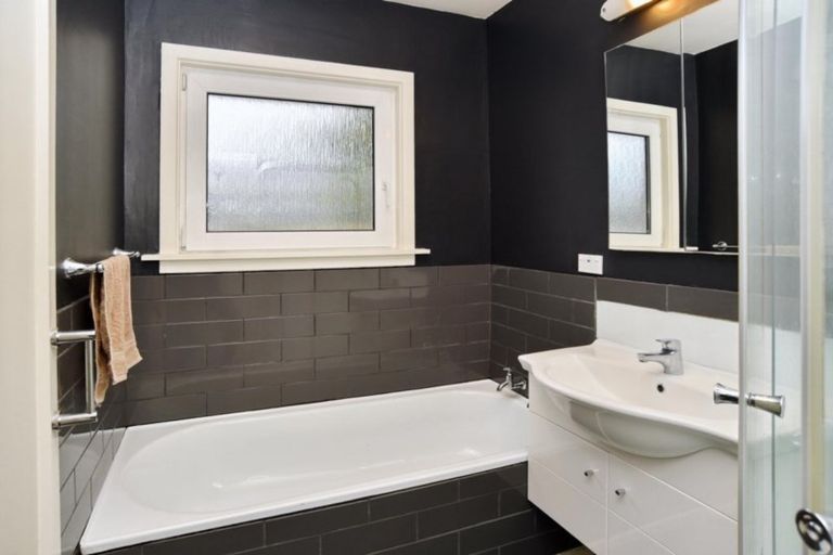 Photo of property in 190 Grimseys Road, Redwood, Christchurch, 8051