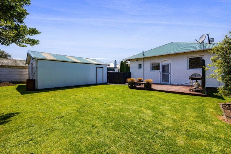 Photo of property in 13 Collins Street, Hawera, 4610