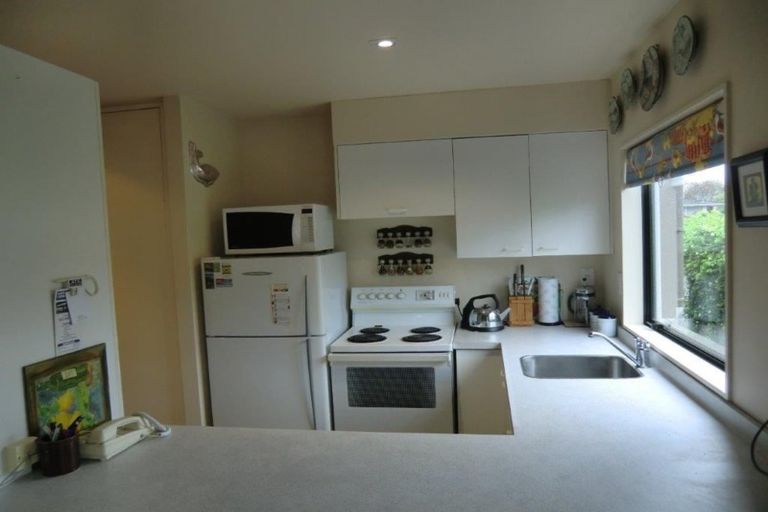 Photo of property in 3/21 Hewitts Road, Merivale, Christchurch, 8014