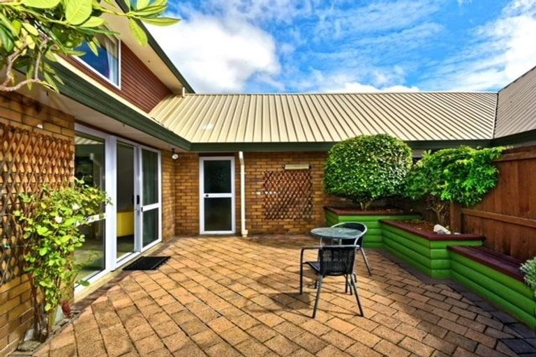 Photo of property in 2/18 Murmont Street, Bishopdale, Christchurch, 8053