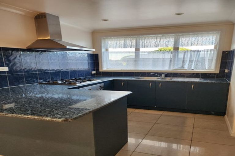 Photo of property in 2 Hastie Avenue, Mangere Bridge, Auckland, 2022