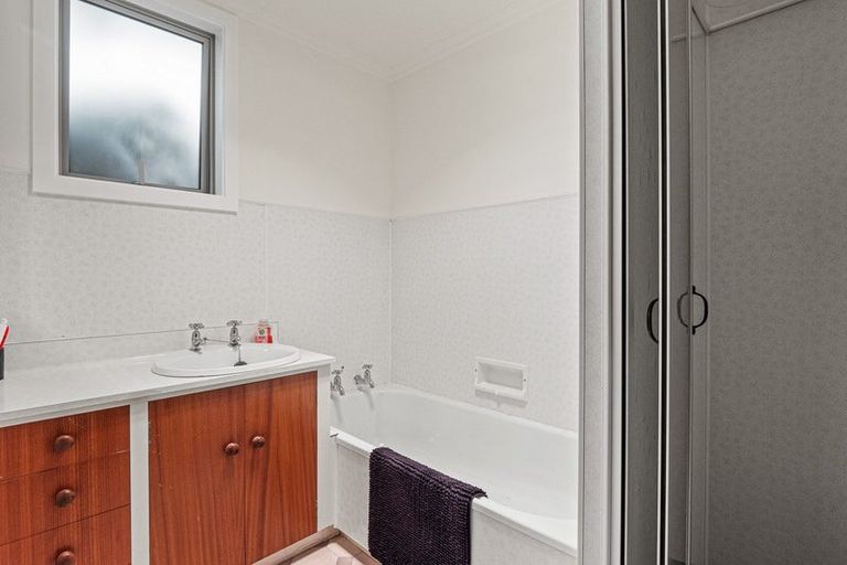 Photo of property in 52 Oregon Drive, Kelvin Heights, Queenstown, 9300