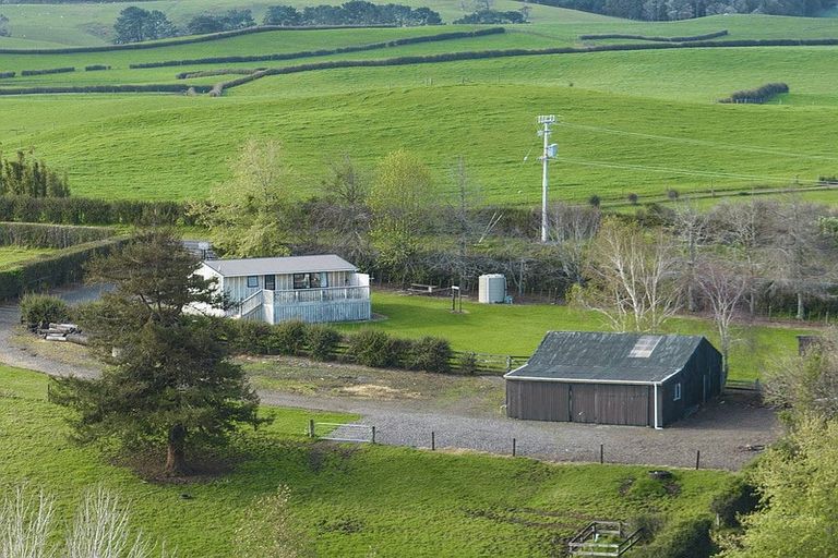 Photo of property in 290 Ostrich Road, Patumahoe, Pukekohe, 2679