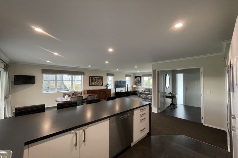 Photo of property in 10 Belize Grove, Grenada Village, Wellington, 6037