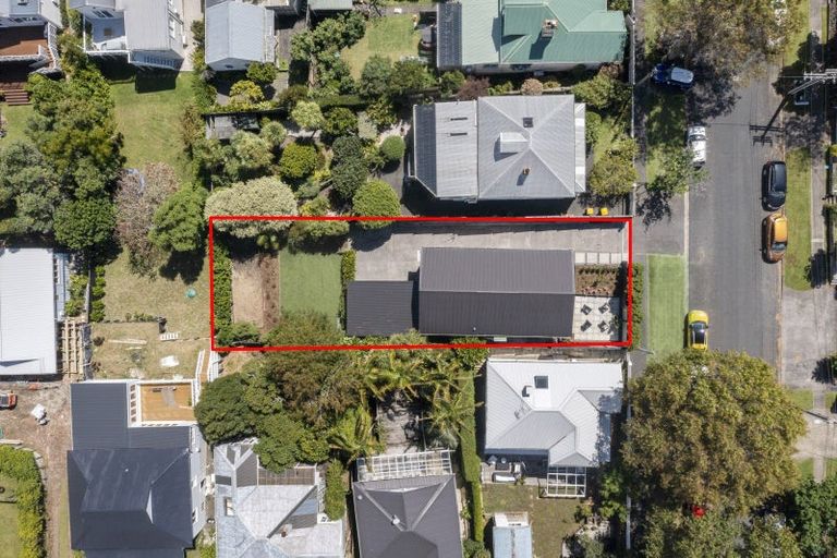 Photo of property in 11 High Street, Devonport, Auckland, 0624