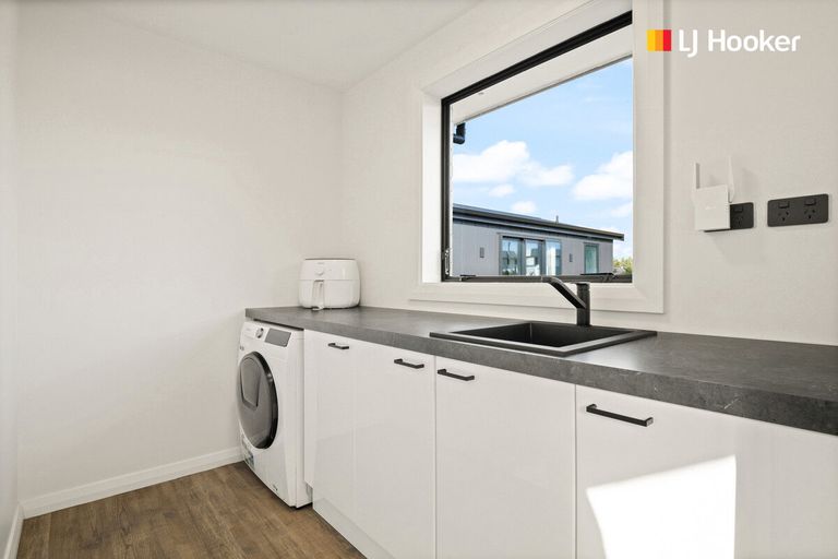 Photo of property in 4 Lambert Street, Abbotsford, Dunedin, 9018