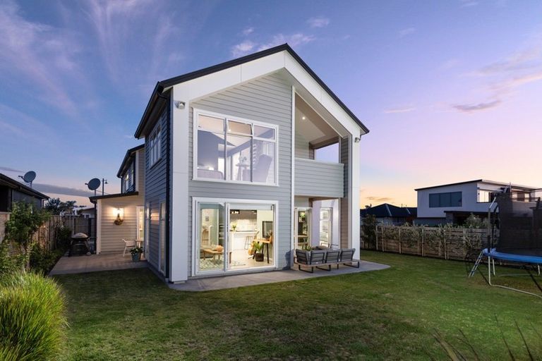 Photo of property in 40 Coast Boulevard, Papamoa Beach, Papamoa, 3118