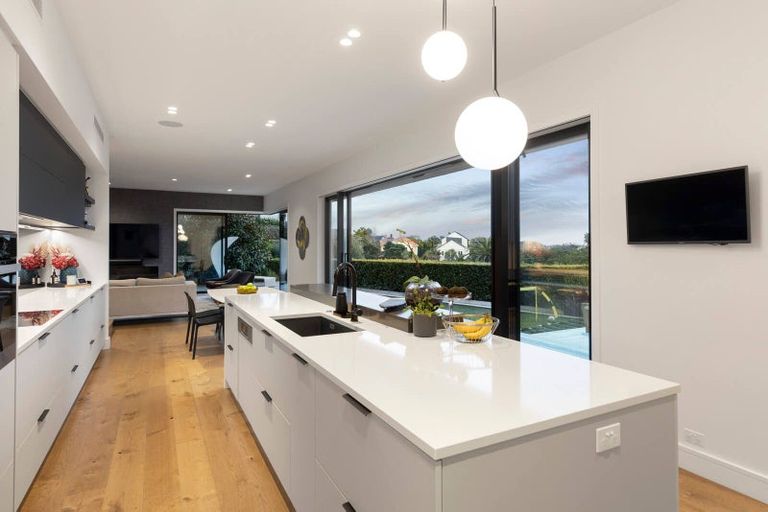 Photo of property in 8 Puna Street, Orakei, Auckland, 1071