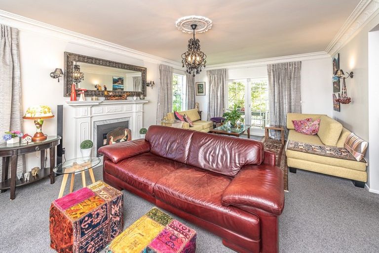 Photo of property in 106 Great North Road, Saint Johns Hill, Whanganui, 4500