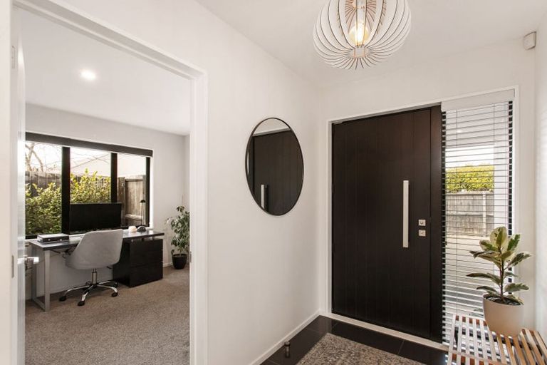 Photo of property in 17 Ridley Street, Halswell, Christchurch, 8025