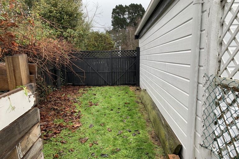 Photo of property in 50 Mckenzie Street, Geraldine, 7930