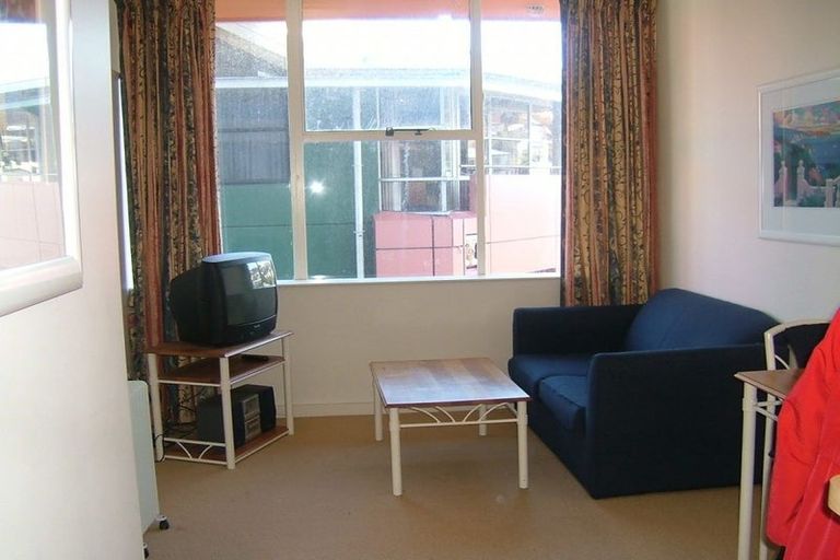 Photo of property in Terrace Tower Apartments, 12c/126 The Terrace, Wellington Central, Wellington, 6011