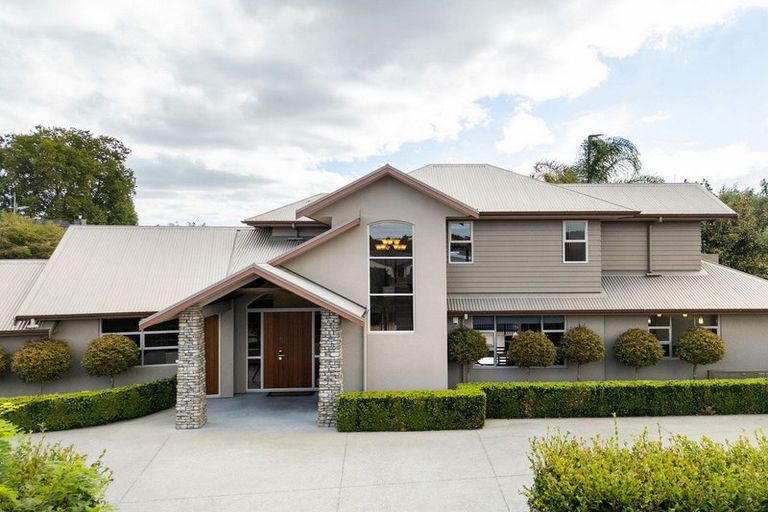 Photo of property in 5 Cooper Crescent, Cambridge, 3434