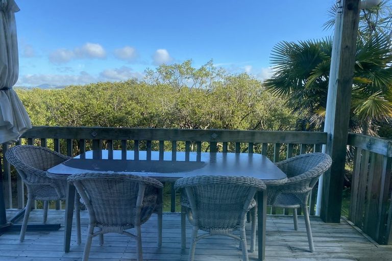 Photo of property in 30 Waimahanga Road, Onerahi, Whangarei, 0110