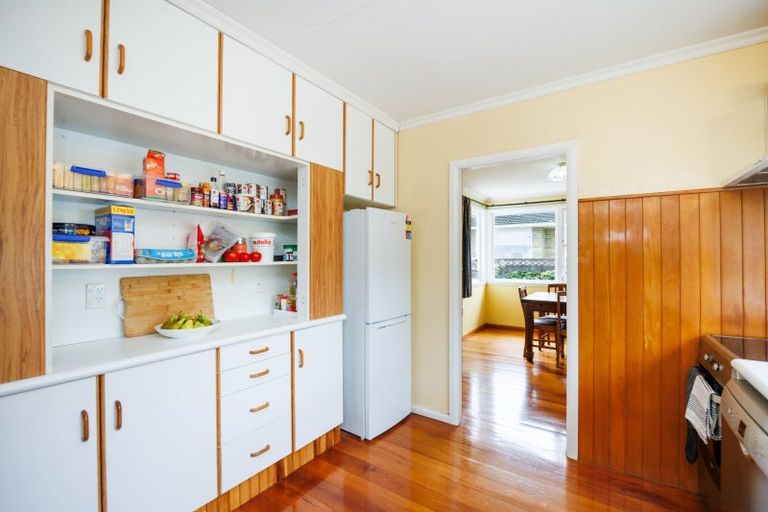 Photo of property in 28 Henare Street, West End, Palmerston North, 4412