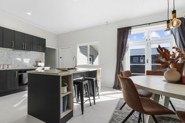 Photo of property in 140 Renall Street, Masterton, 5810