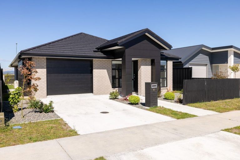 Photo of property in 46 Empire Crescent, Papamoa, 3118