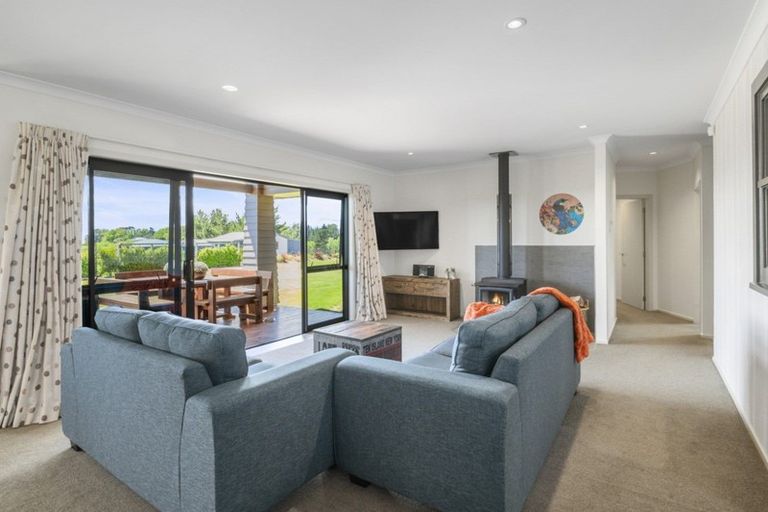 Photo of property in 43 Glade Park Lane, Shannon, Palmerston North, 4474