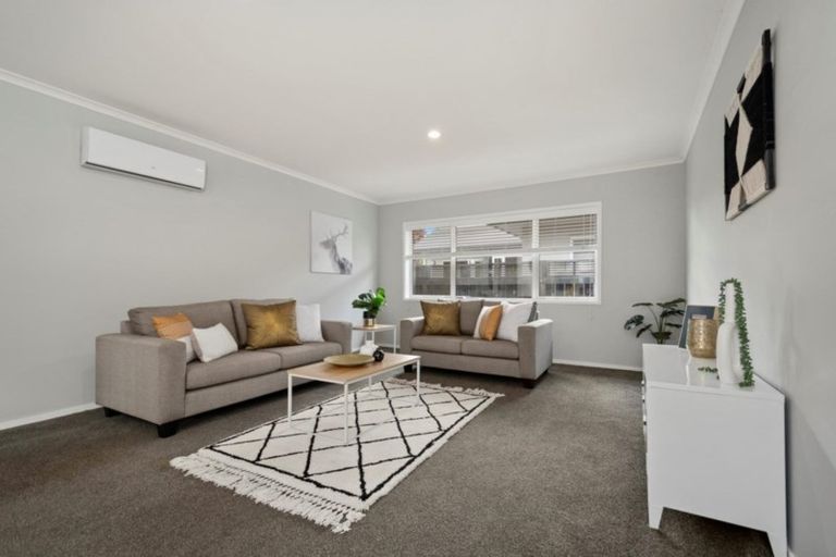 Photo of property in 41 Bridgewater Way, Pyes Pa, Tauranga, 3112