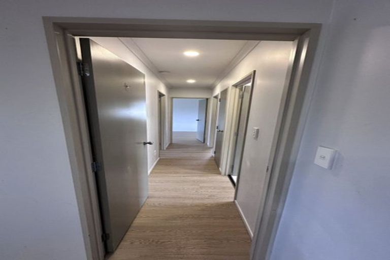 Photo of property in 41a Lynwood Road, New Lynn, Auckland, 0600