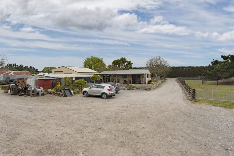 Photo of property in 547 Pound Road, Yaldhurst, Christchurch, 7676