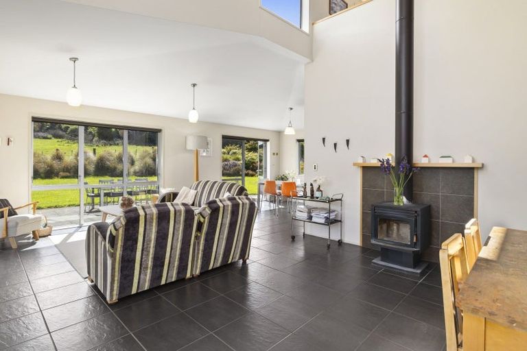 Photo of property in 93 Campbells Road, Pine Hill, Dunedin, 9010