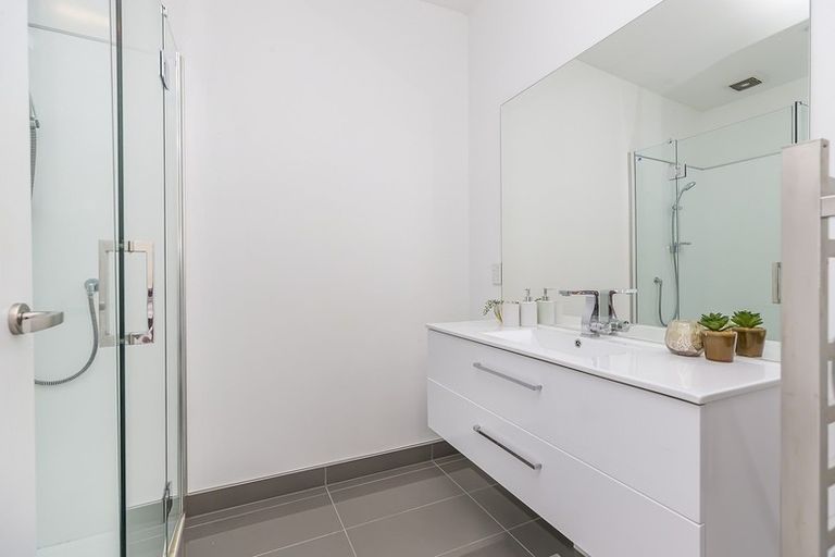 Photo of property in 4/24 Tamar Street, Island Bay, Wellington, 6023