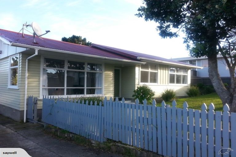 Photo of property in 421 Warspite Avenue, Ascot Park, Porirua, 5024