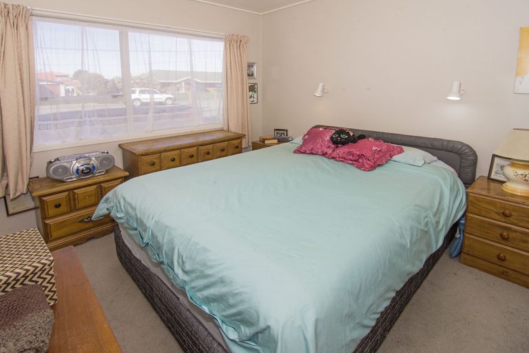 Photo of property in 2 Coradine Street, Masterton, 5810
