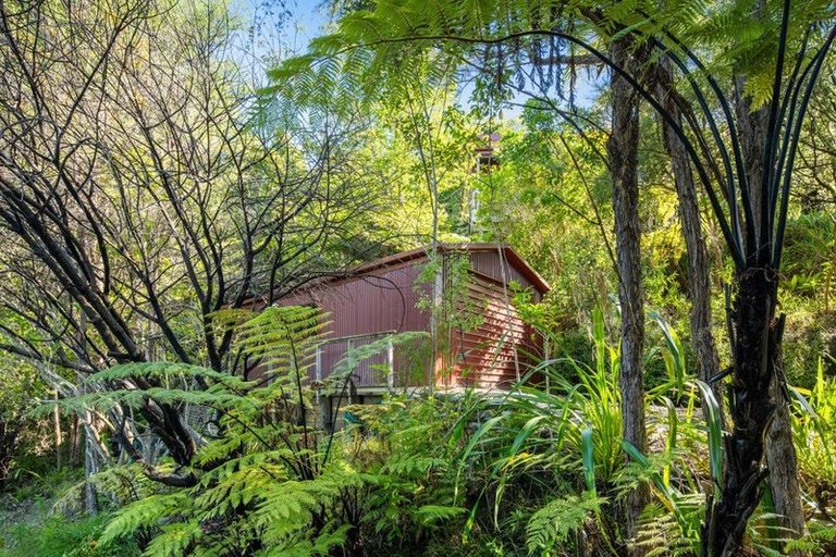 Photo of property in 542 Moetapu Bay Road, Moetapu Bay, Picton, 7282