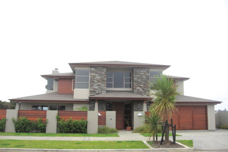 Photo of property in 58 Compass Way, Half Moon Bay, Auckland, 2012