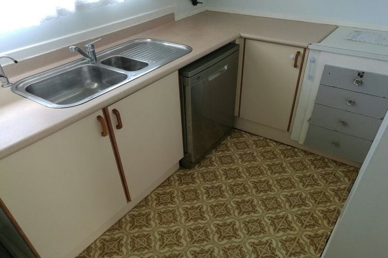 Photo of property in 3/15 Seabrook Avenue, New Lynn, Auckland, 0600