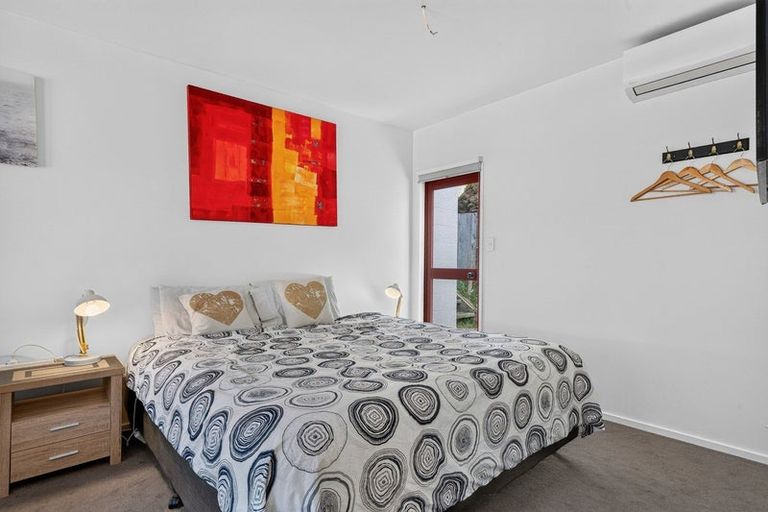 Photo of property in 8a Kiely Lane, Queenstown, 9300