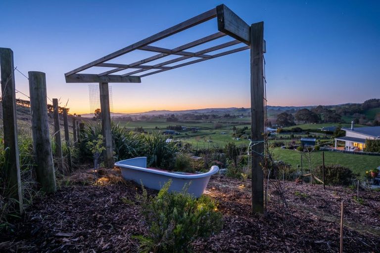 Photo of property in 8 Country Lane, Waipawa, 4210