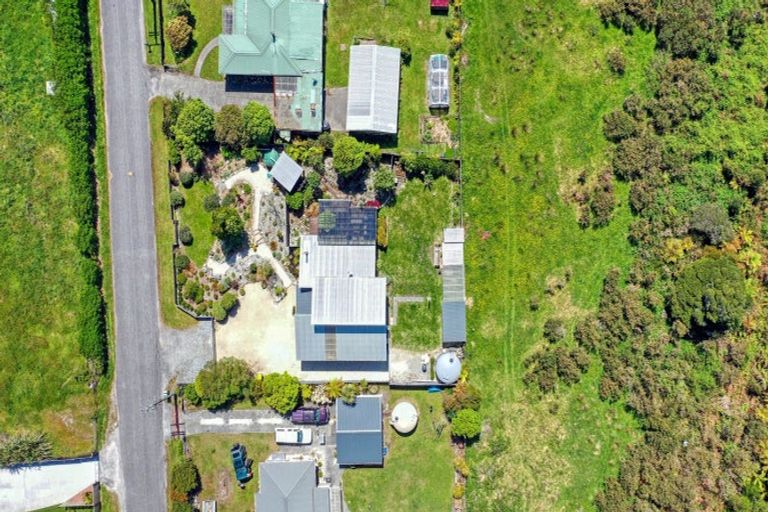 Photo of property in 14 Butlers Road, Ruatapu, Hokitika, 7883