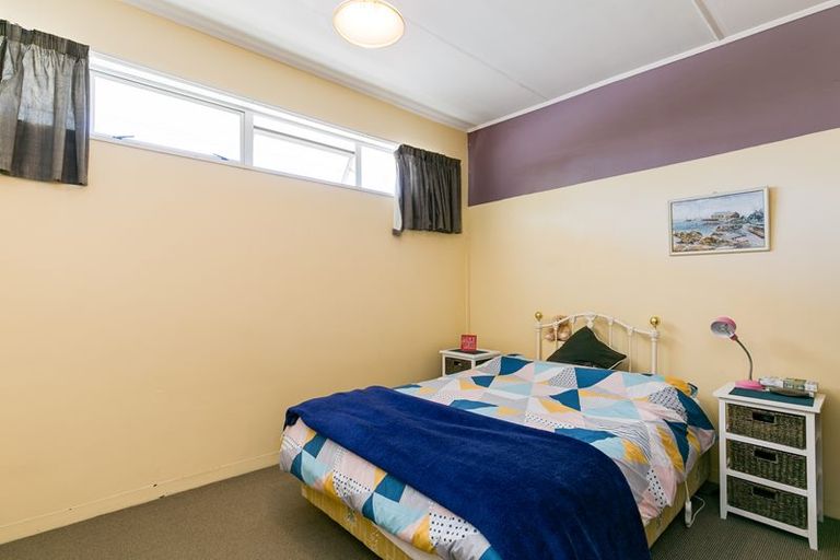 Photo of property in 27 Branscombe Street, Johnsonville, Wellington, 6037