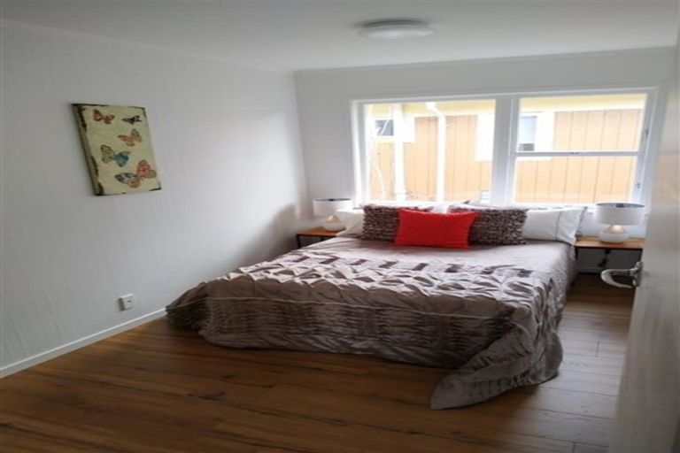 Photo of property in 3/29 Titirangi Road, New Lynn, Auckland, 0600