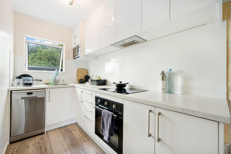 Photo of property in 3/87 Nikau Street, New Lynn, Auckland, 0600