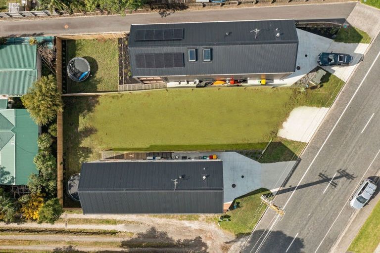 Photo of property in 1335d Papamoa Beach Road, Papamoa Beach, 3118